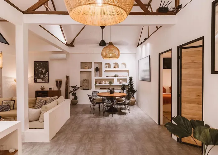 Casa Leone By Summerhouse Bali チャングー